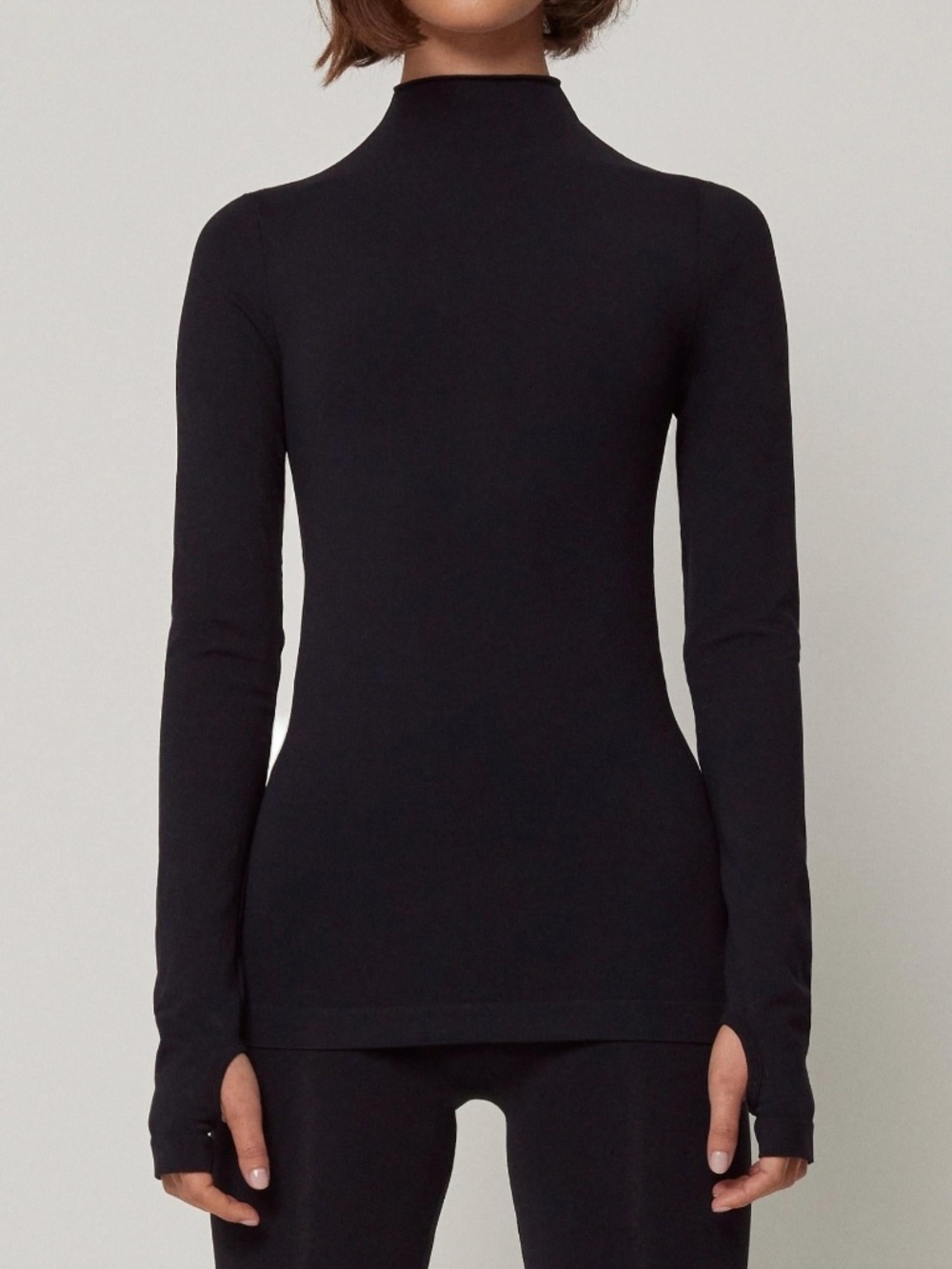 KHY Seamless Mock Neck Long Sleeve Top in Black Size Medium